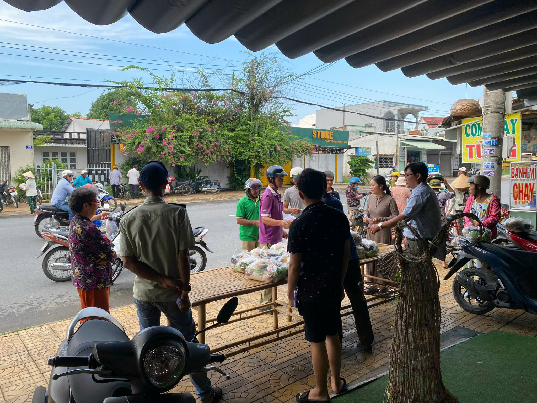 Hoạt động từ thiện